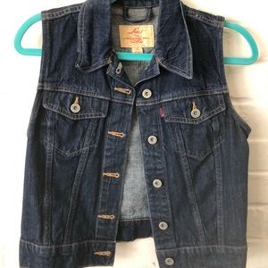 Vintage Levi’s denim vest